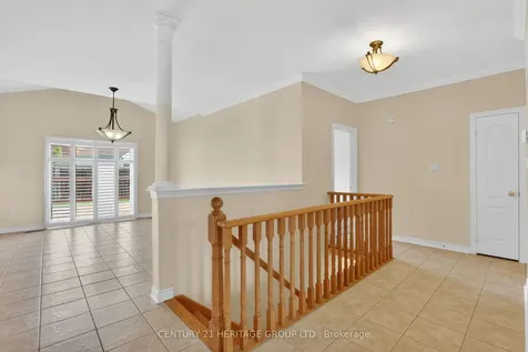 58 Saint Avenue Bradford West Gwillimbury ON L3Z 3H7