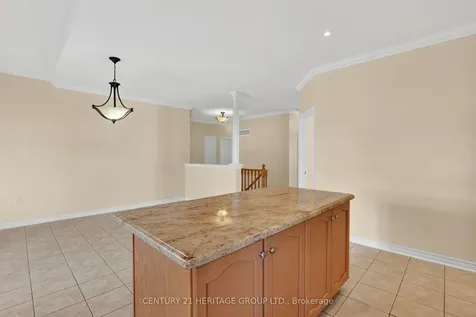 58 Saint Avenue Bradford West Gwillimbury ON L3Z 3H7