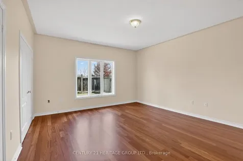 58 Saint Avenue Bradford West Gwillimbury ON L3Z 3H7