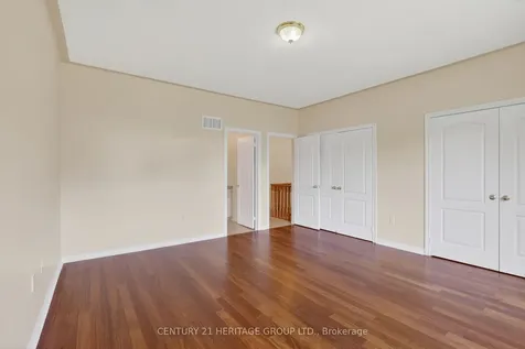 58 Saint Avenue Bradford West Gwillimbury ON L3Z 3H7