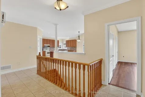 58 Saint Avenue Bradford West Gwillimbury ON L3Z 3H7