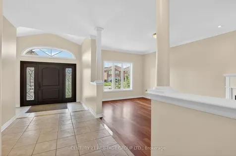 58 Saint Avenue Bradford West Gwillimbury ON L3Z 3H7