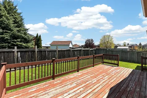 58 Saint Avenue Bradford West Gwillimbury ON L3Z 3H7