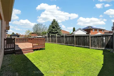 58 Saint Avenue Bradford West Gwillimbury ON L3Z 3H7