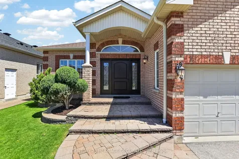 58 Saint Avenue Bradford West Gwillimbury ON L3Z 3H7