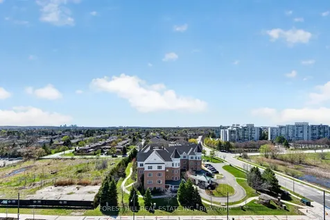 18 Harding Boulevard Richmond Hill ON L4C 0T3