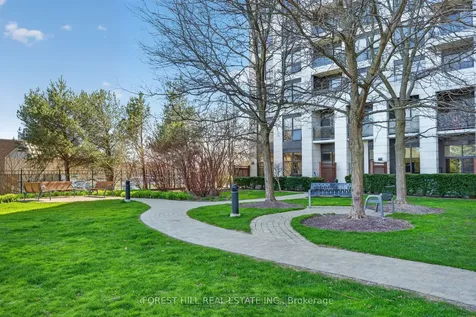 18 Harding Boulevard Richmond Hill ON L4C 0T3