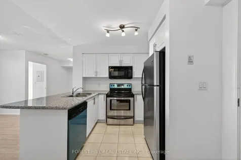18 Harding Boulevard Richmond Hill ON L4C 0T3