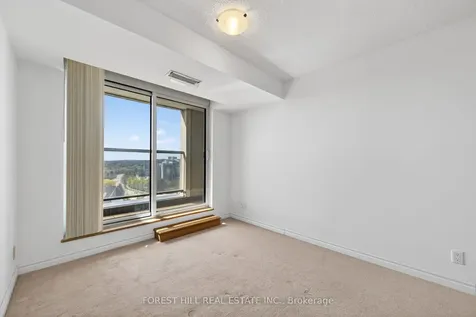 18 Harding Boulevard Richmond Hill ON L4C 0T3