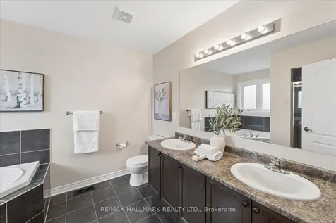 88 Byers Pond Way Whitchurch-stouffville ON L4A 0M6