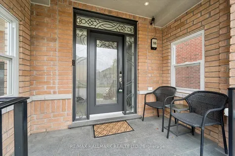 88 Byers Pond Way Whitchurch-stouffville ON L4A 0M6
