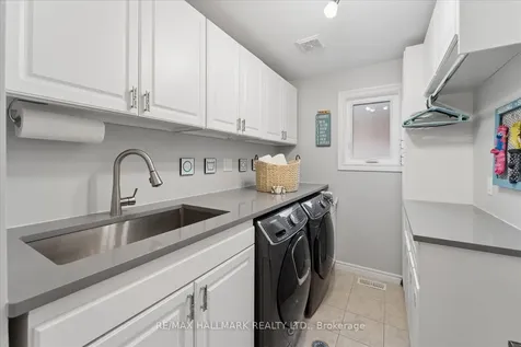 88 Byers Pond Way Whitchurch-stouffville ON L4A 0M6