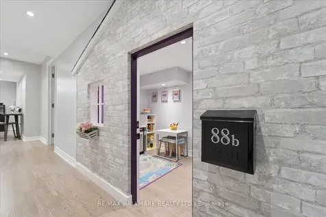 88 Byers Pond Way Whitchurch-stouffville ON L4A 0M6