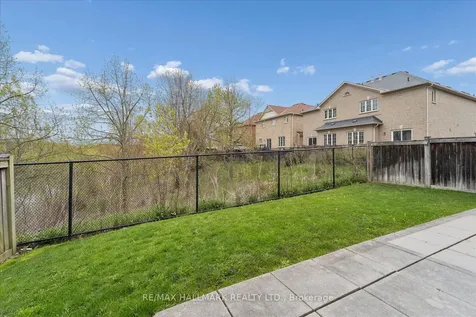 88 Byers Pond Way Whitchurch-stouffville ON L4A 0M6