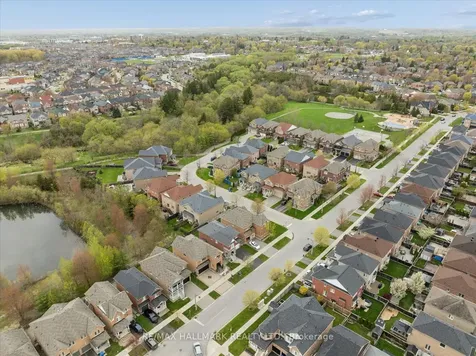 88 Byers Pond Way Whitchurch-stouffville ON L4A 0M6