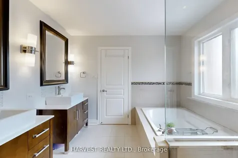 34 Ulson Drive Richmond Hill ON L4E 4V6