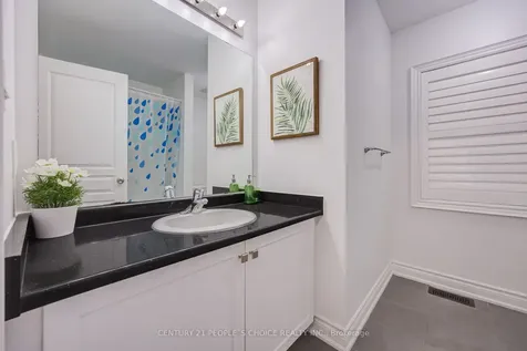 82 Mactier Drive Vaughan ON L4H 4L2