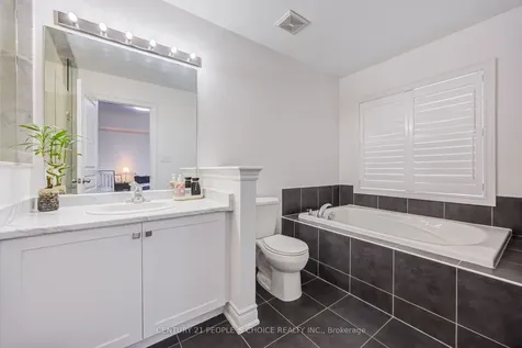 82 Mactier Drive Vaughan ON L4H 4L2