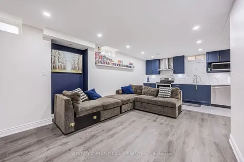 82 Mactier Drive Vaughan ON L4H 4L2