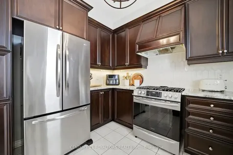74 Latimer Avenue Essa ON L0M 1B5
