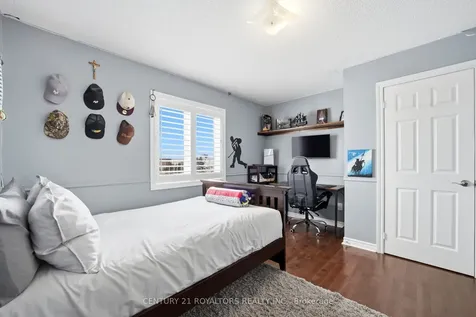 74 Latimer Avenue Essa ON L0M 1B5