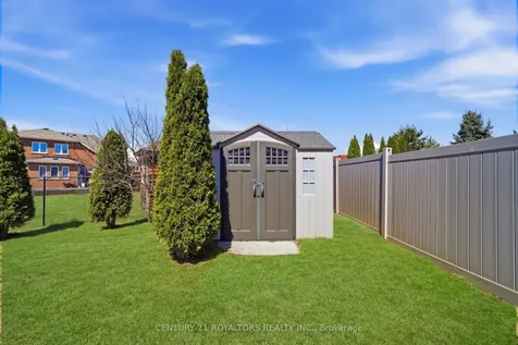 74 Latimer Avenue Essa ON L0M 1B5