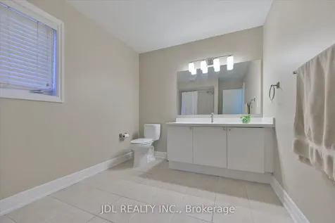 9 O'hara Crescent Richmond Hill ON L4E 4E1