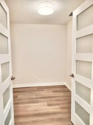 38 Simcoe Promenade N/a Markham ON L6G 0H7