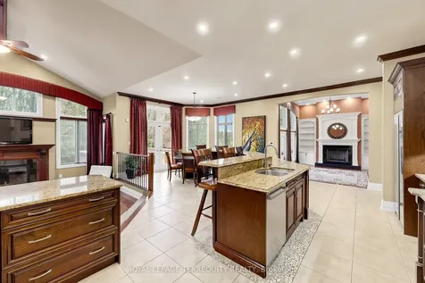 63 Grayfield Drive Whitchurch-stouffville ON L4A 0B1