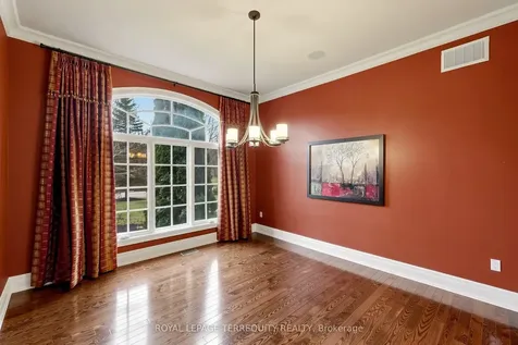 63 Grayfield Drive Whitchurch-stouffville ON L4A 0B1