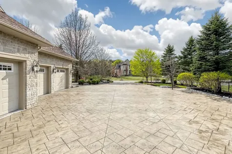 63 Grayfield Drive Whitchurch-stouffville ON L4A 0B1