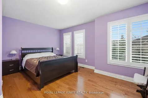 19 Foxchase Avenue Vaughan ON L4L 9N1
