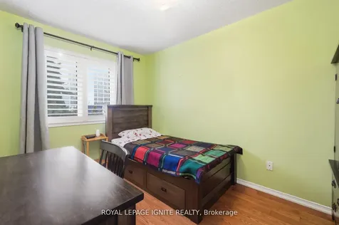 19 Foxchase Avenue Vaughan ON L4L 9N1