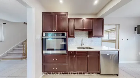 100 Cherry Hills Road Vaughan ON L4K 1M5