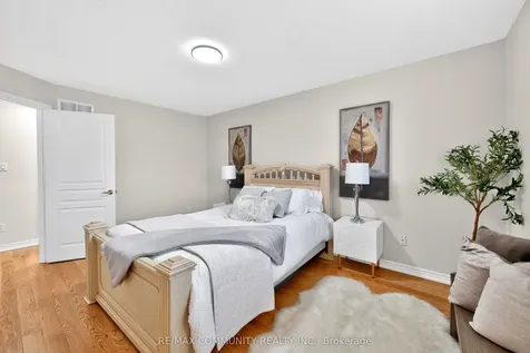 28 Radmore Place Markham ON L6B 0G7