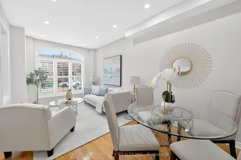 28 Radmore Place Markham ON L6B 0G7