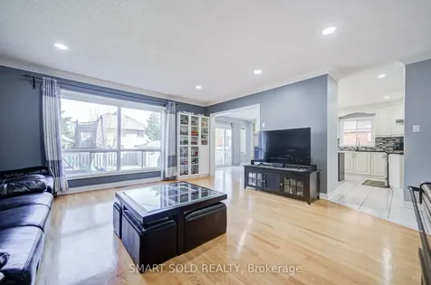 72 Norbury Drive Markham ON L3S 3V2