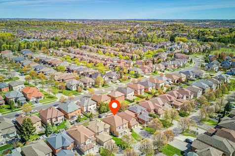 72 Norbury Drive Markham ON L3S 3V2