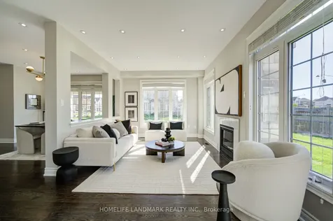 7 Deer Pass Road East Gwillimbury ON L9N 0S5