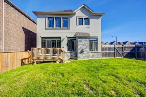 7 Deer Pass Road East Gwillimbury ON L9N 0S5