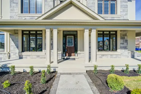 7 Deer Pass Road East Gwillimbury ON L9N 0S5