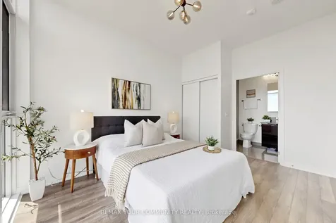99 Eagle Rock Way Vaughan ON L6A 5A7