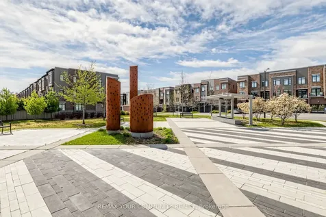 99 Eagle Rock Way Vaughan ON L6A 5A7
