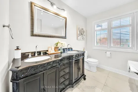 23 Poulias Avenue Richmond Hill ON L4E 4A1