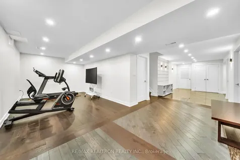 23 Poulias Avenue Richmond Hill ON L4E 4A1