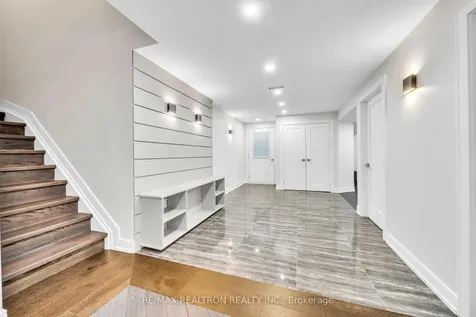 23 Poulias Avenue Richmond Hill ON L4E 4A1