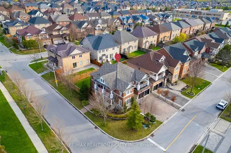 23 Poulias Avenue Richmond Hill ON L4E 4A1