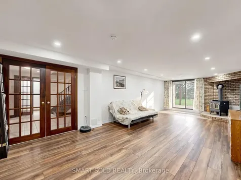 14 Marchwood Crescent Richmond Hill ON L4C 8M7