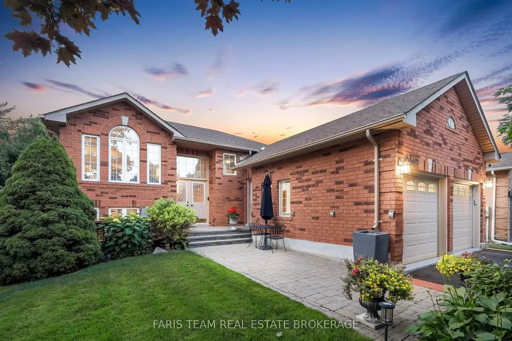 1092 Lebanon Drive Innisfil ON L9S 2B3