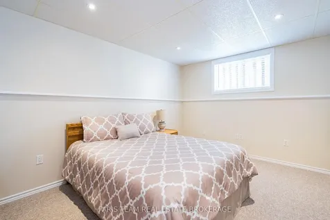 1092 Lebanon Drive Innisfil ON L9S 2B3